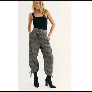 Free people fly away parachute pants